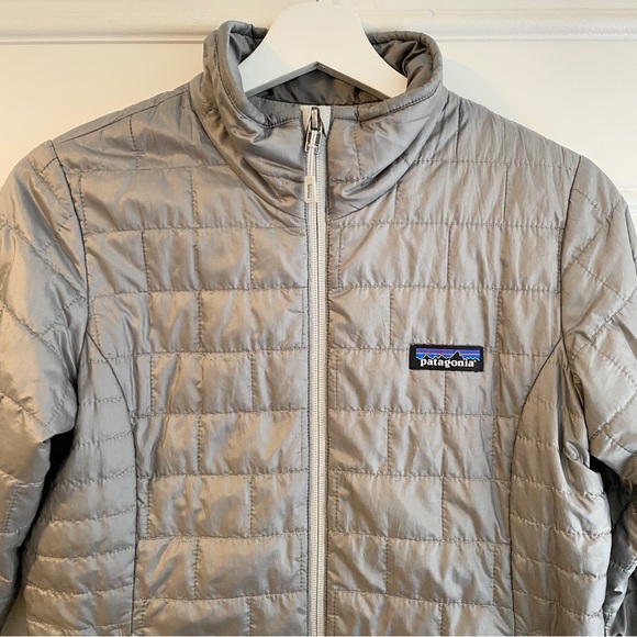 Patagonia women’s nano puff jacket - Picture 2 of 6